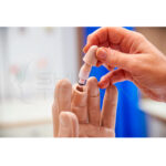 Simulador de Glucómetro Digital Ligero Glucohand - Imagen 8